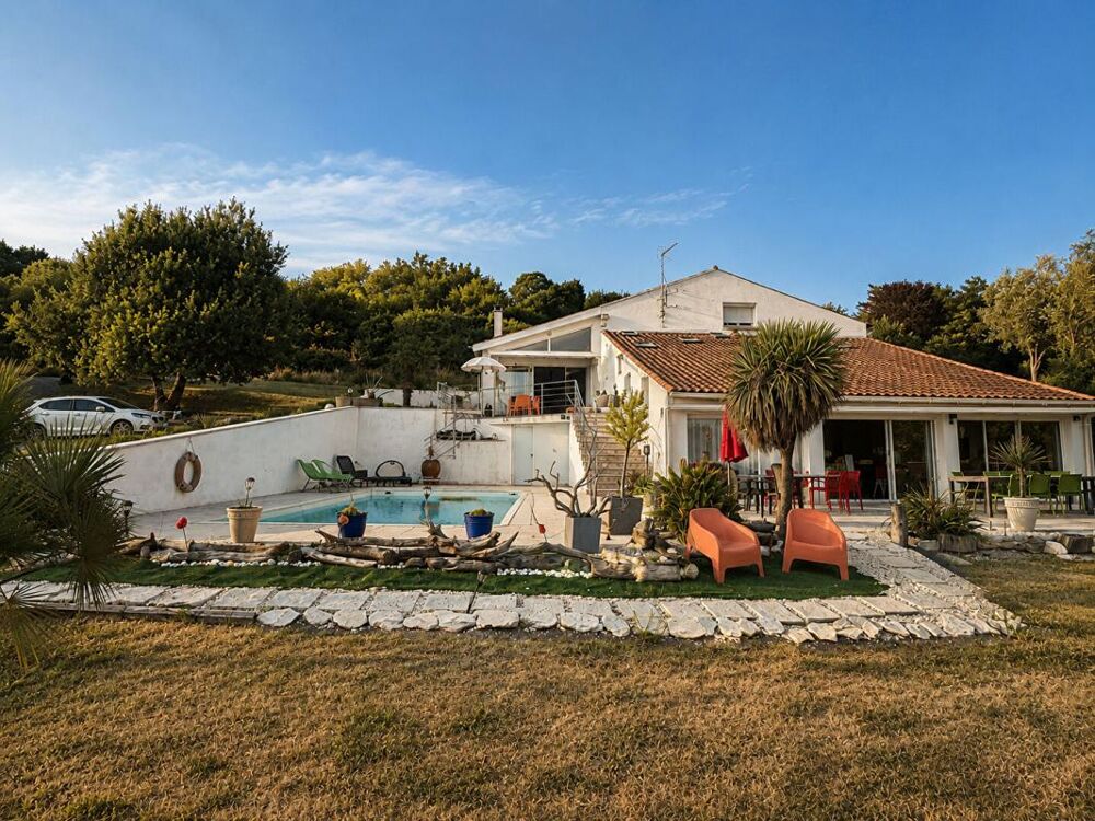 Propriété de caractère avec logement indépendant et vue sur l'estuaire