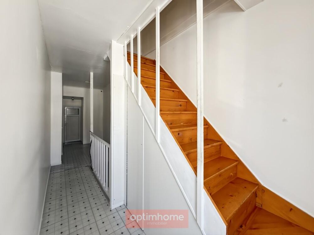 Vente Immeuble IMMEUBLE DE RAPPORT DE 223 M² COMPOSÉ DE 7 STUDIOS Saint-Just-en-Chaussée (60) Saint just en chaussee