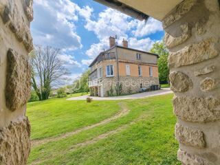  Propriété/château à vendre 10 pièces 222 m²