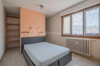  Appartement à louer 3 pièces 65 m²