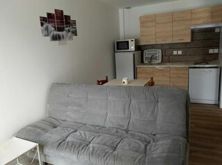  Immeuble à vendre 15 + pièces 572 m²