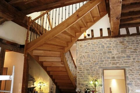 21200 BEAUNE -ENTREPRISE DE MENUISERIE, Atelier 350 M&sup2; 315000 21200 Beaune