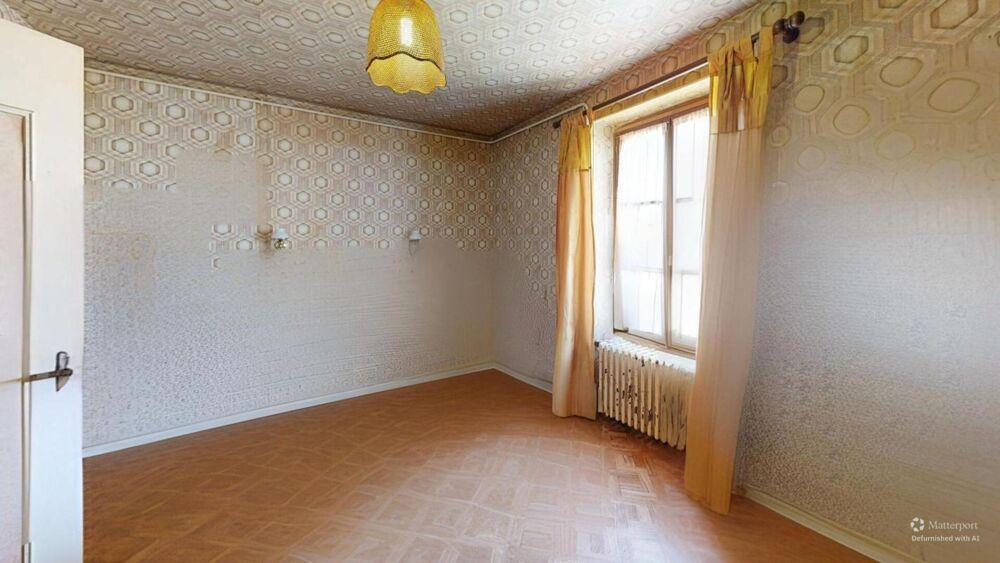 Vente Maison Maison avec dépendances et terrain constructible à Toury Toury