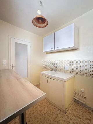  Appartement à louer 1 pièce 30 m²