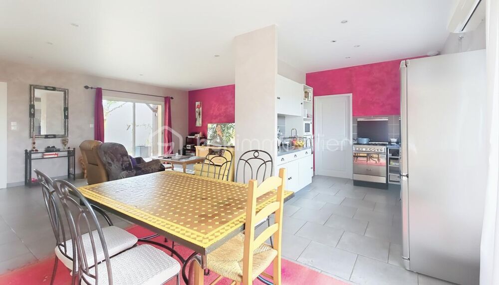 BEAU PLAIN-PIED 4 chambres - 1600m² Terrain Arboré