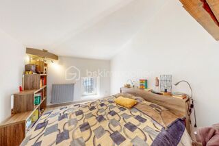  Immeuble à vendre 14 pièces 285 m²