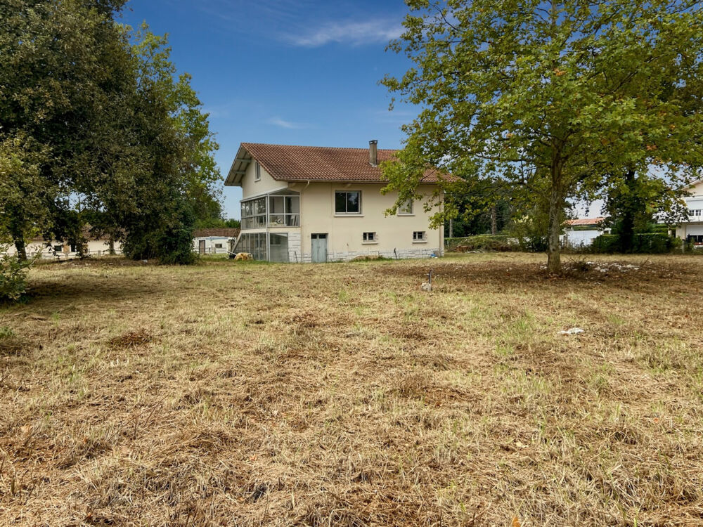 Vente Maison Dpt Gers (32), à vendre BARCELONNE DU GERS maison P6 de 156m² habitables + grand sous-sol et garage de 106 m² sur 3560m² de terr Barcelonne du gers