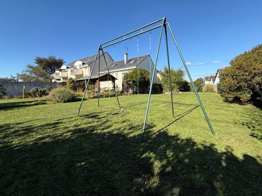 Vente Maison Maison à vendre sur terrain de 1050m2 divisible ANGERS (49) Angers