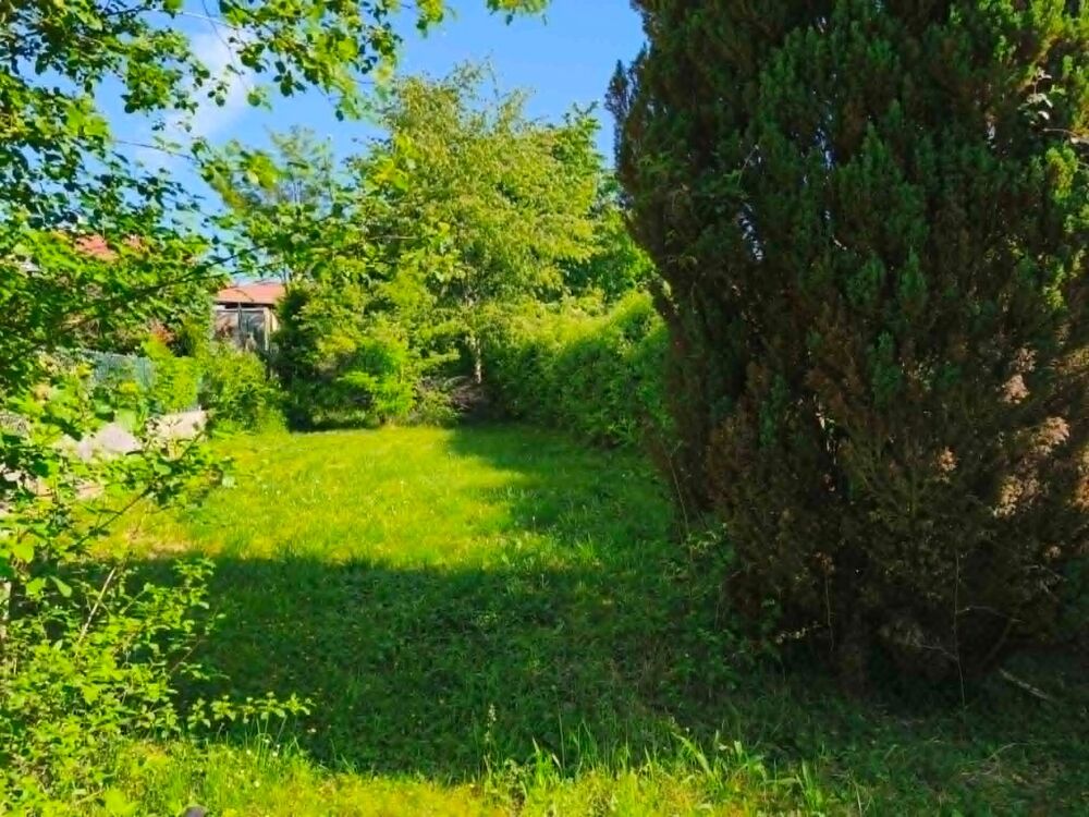 ? Opportunité exceptionnelle ! Maison de ville avec deux appartements, et potentiel pour un troisième ?