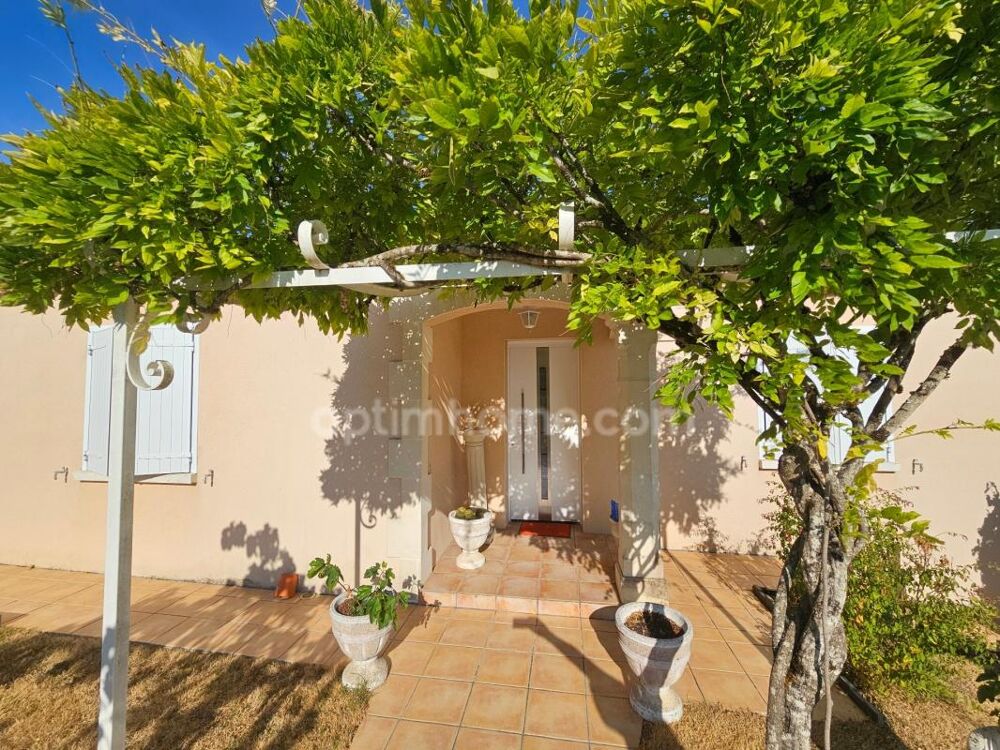 Maison à vendre 4 chambres 133 m² CHAMPNIERS (16)