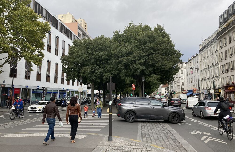 Appartement T3 loué à vendre PARIS 19e, surface habitable 54 m2 + cave 5.6 m2