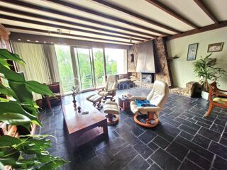  Immeuble à vendre 9 pièces 234 m²