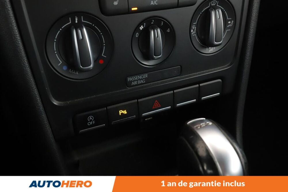 COCCINELLE II Cabriolet 2.0 TDI BlueMotion Tech Couture DSG6 150 ch 2015 occasion 92130 Issy-les-Moulineaux