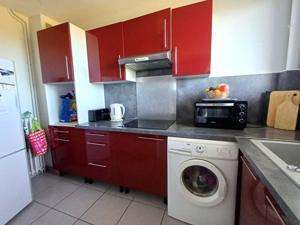 Vente Appartement Grand T2 en résidence de 45.72 m2 avec terrasse de 10M2, cave et parking-quartier des fleurs Perpignan