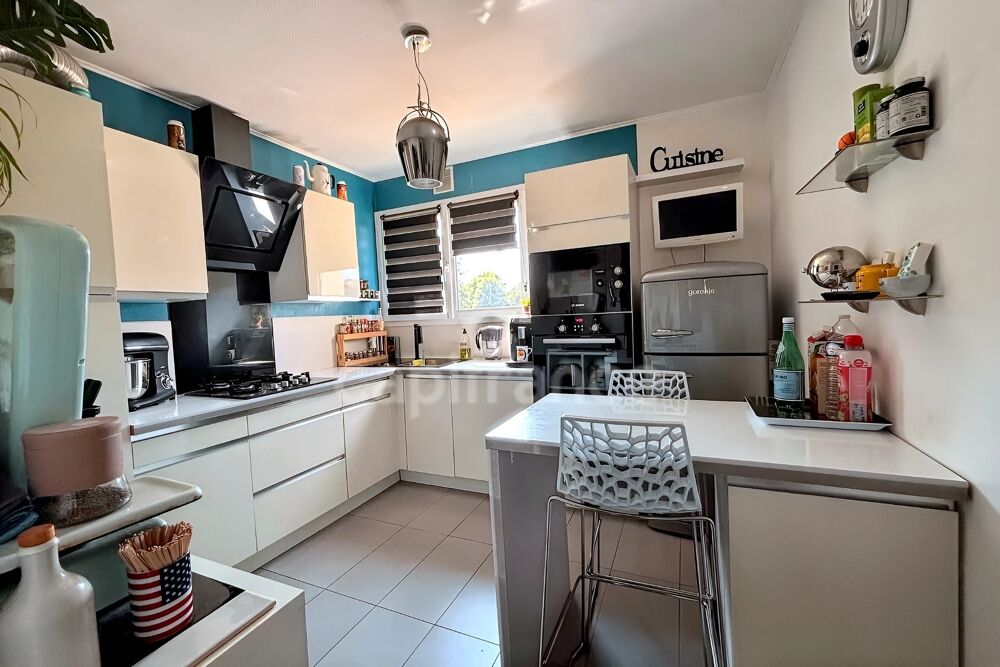 Quimper(29) Appartement lumineux - 4 pièces de 78,21m² - entièrement rénové