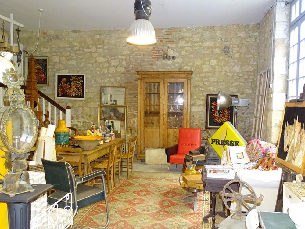 Vente Immeuble Immeuble Montignac Lascaux 13 pièce(s) 381m2 Montignac lascaux