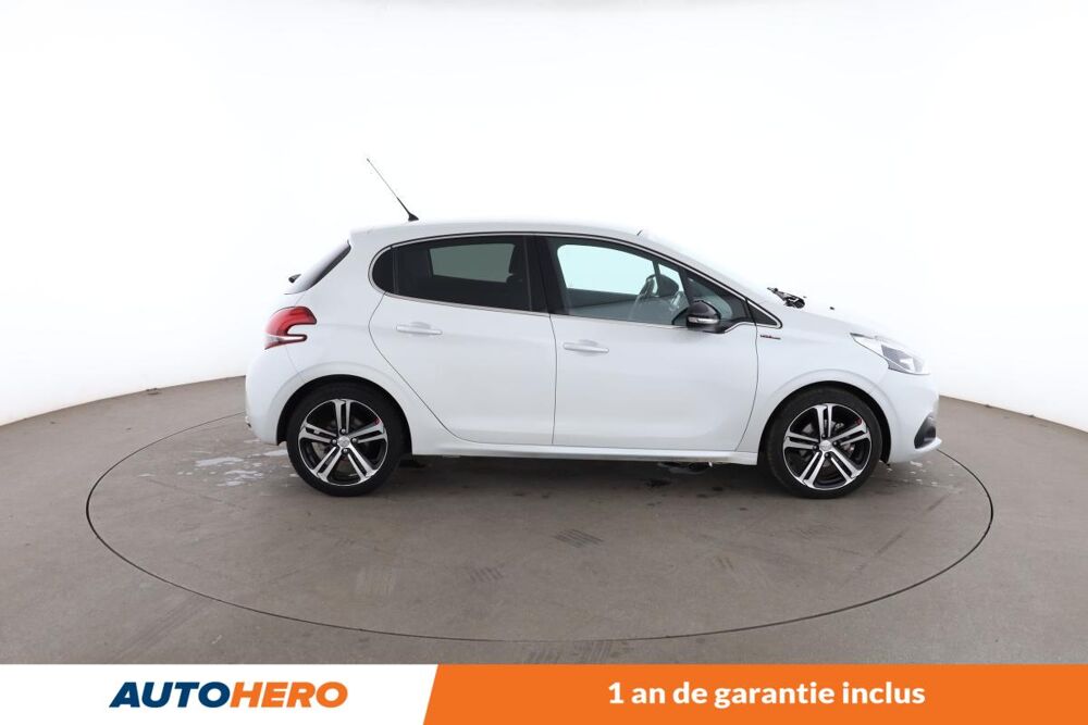 208 1.2 PureTech GT Line EAT6 5P 110 ch 2015 occasion 92130 Issy-les-Moulineaux