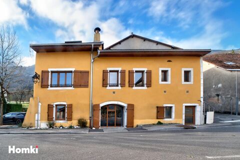   Maison 7 pi�ces, 160m� � Farges (01550) � Entre charme historique et modernit� Maison - 7 pi�ce(s) - 160 m�