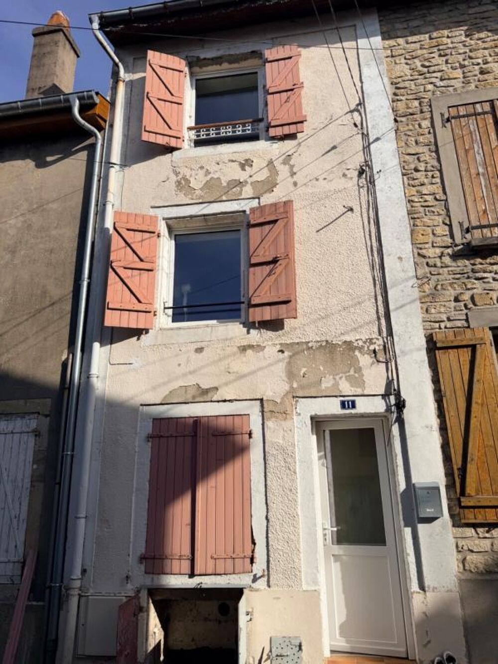 Vente Maison STENAY – Maison à revenu locatif + garage indépendant et potentiel d'aménagement Stenay
