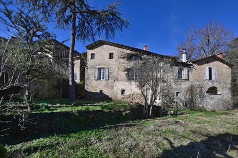   Mas spacieux � fort potentiel � Saint-S�bastien Maison - 10 pi�ce(s) - 300 m�