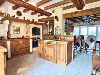  Propriété/château à vendre 11 pièces 270 m²