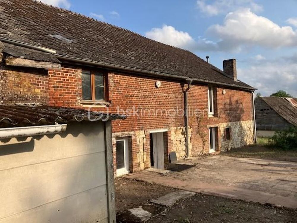 Maison dans village calme