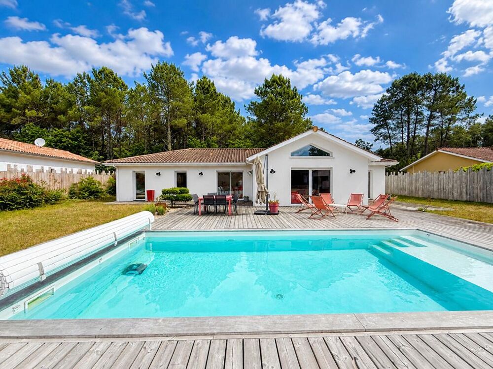 Maison Salles 7 pièces 4 chambres, 1 bureau, garage et piscine 152 m2
