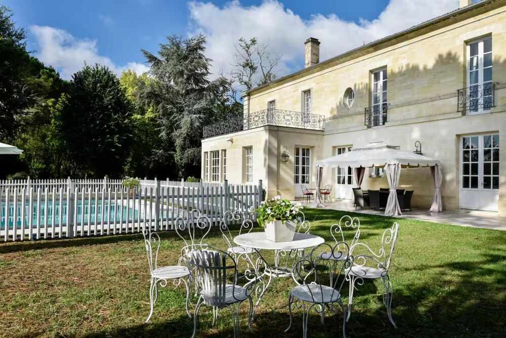 Vente Propriété/Château Bordeaux Rive droite Demeure de prestige - 12 pièce(s) 450 m2 - Parc paysagé Latresne