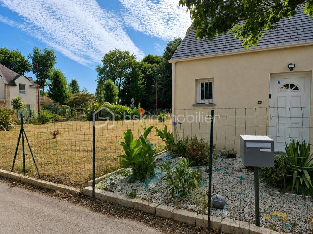 Vente Maison Maison de 86 m² – 3 chambres – Terrain clos de 600 m² – Garage de 40 m² – Lanhelin (Mesnil-Roc'h) Lanhelin