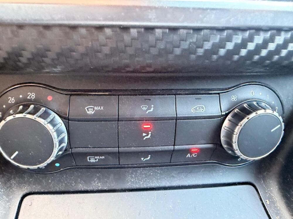 Classe A 180i - 122ch Pack Amg 2015 occasion 31000 Toulouse