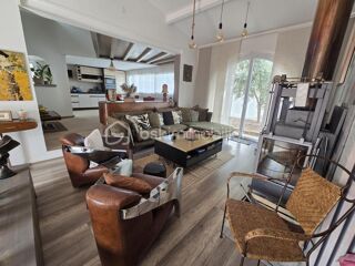  Maison � vendre 6 pi�ces 200 m�