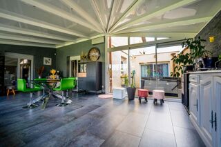  Maison � vendre 8 pi�ces 261 m�