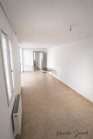  Immeuble à vendre 10 pièces 209 m²