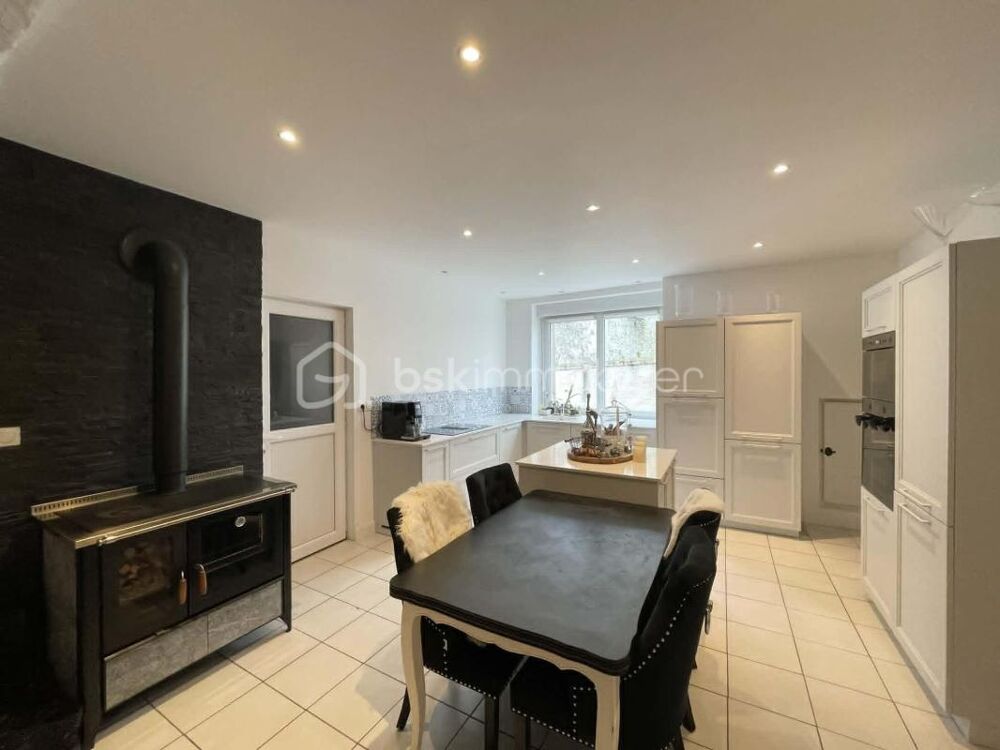 COUP DE COEUR  Maison en pierre rénovée - 140 m² habitables