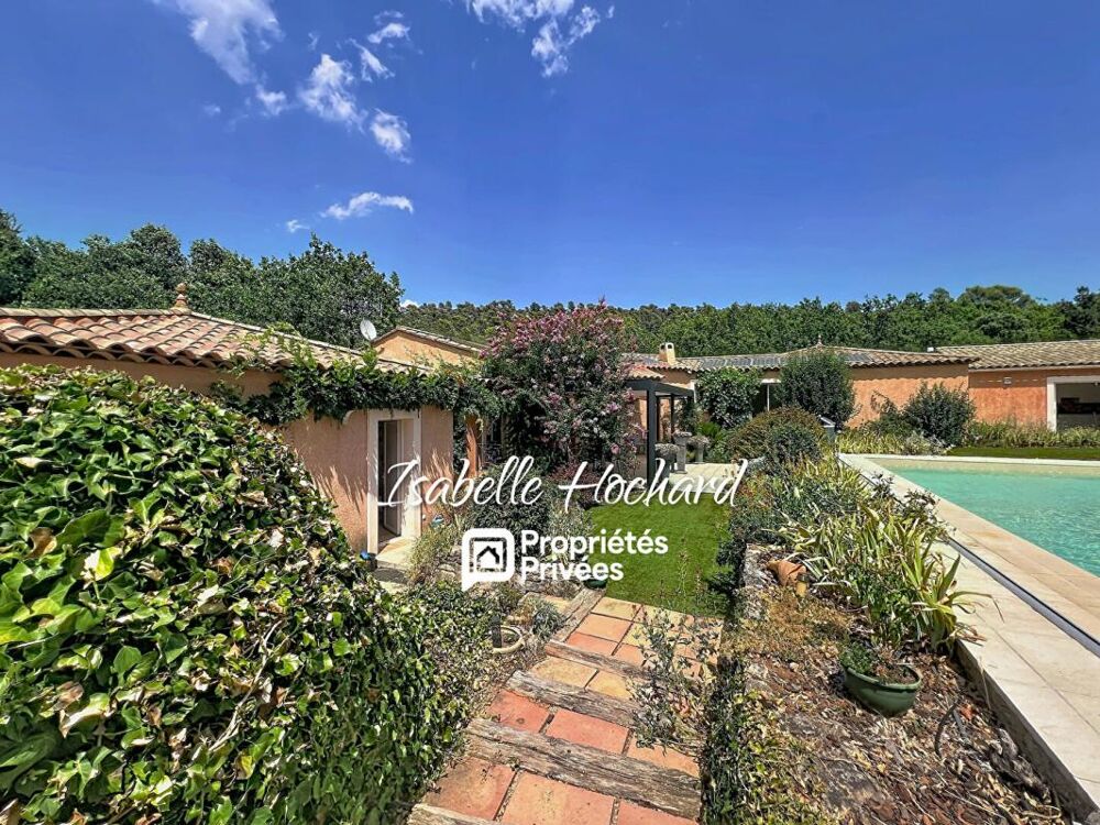 Maison familiale avec appartement T2 indépendant, piscine et grand terrain Quartier calme à Garéoult