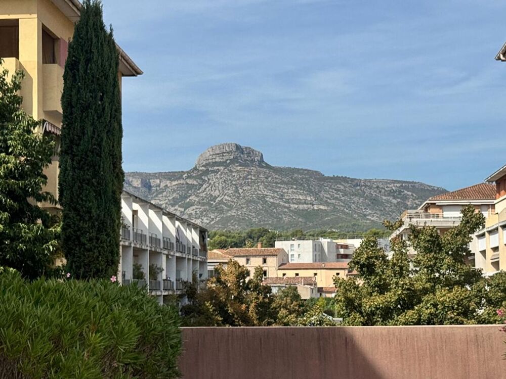 Appartement Aubagne 2 pièces 43 m2+20 m² terrasse