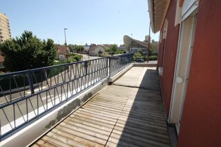  Immeuble  vendre 10 pices 357 m