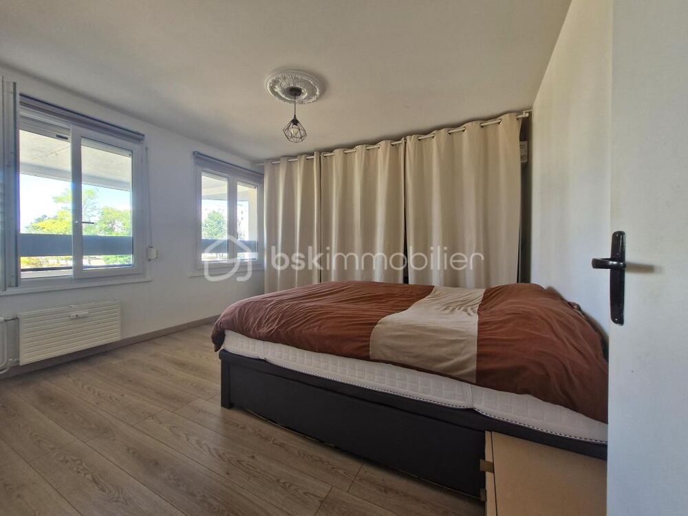 Vente Appartement OPPORTUNITE A SAISIR APPARTEMENT T4  AVEC BALCONS ET PARKING Reims