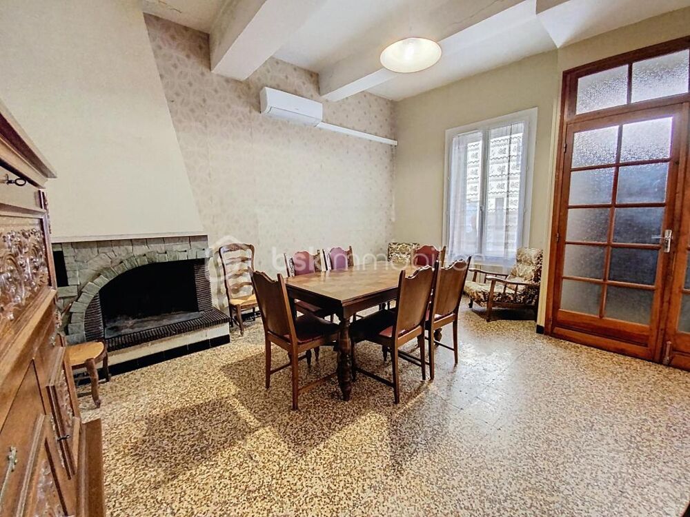 Maison de village au fort potentiel  263 m² habitables au coeur de Bessan !