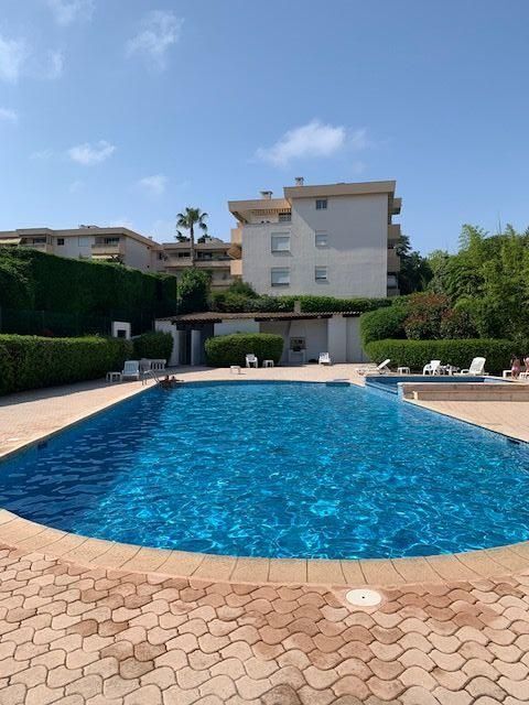  Appartement � louer 3 pi�ces 100 m�