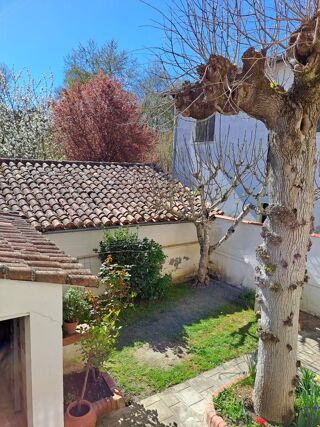  Maison � vendre 8 pi�ces 220 m�