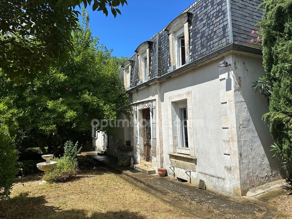 Maison de ville avec charme et caractère, spacieuse dépendance en pierre, jardin de 2000 M2