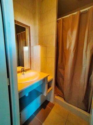  Appartement à louer 2 pièces 33 m²