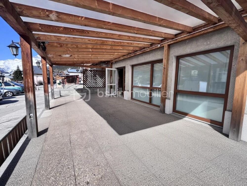 Vente Appartement Appartement 58m² Lanslevillard + terrasse 40m² exploitable Lanslevillard
