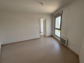  Appartement à louer 2 pièces 40 m²