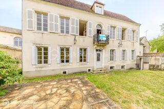  Propri�t�/ch�teau � vendre 9 pi�ces 326 m�