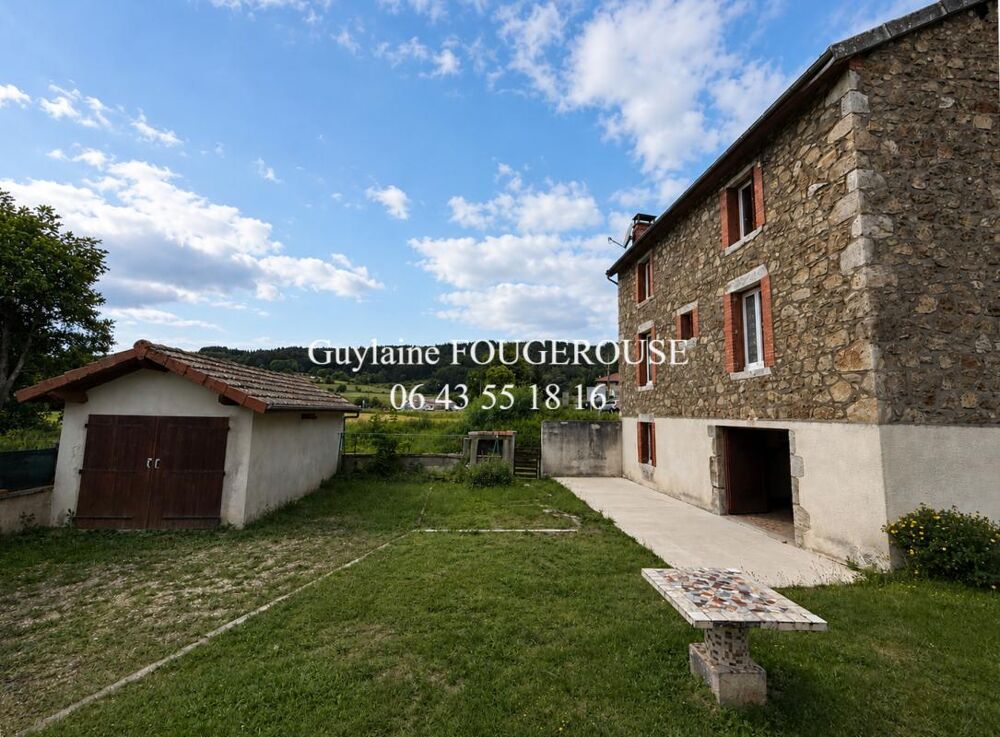 Maison familiale au coeur du village 4 chambres possibilité 7 avec terrain et garage
