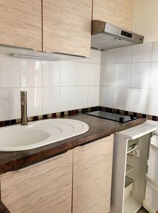  Appartement à louer 1 pièce 30 m²
