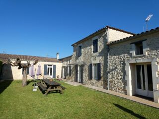  Maison � vendre 7 pi�ces 300 m�