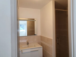  Immeuble � vendre 15 + pi�ces 376 m�